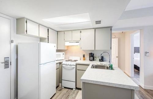 North Redington Beach Resort | Grand Shores West