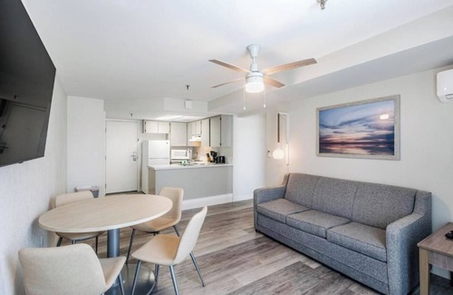 North Redington Beach Resort | Grand Shores West