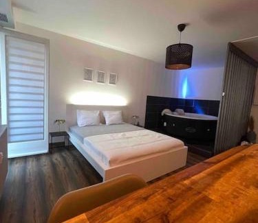 Poteries Apartment | Grand Studio avec Jacuzzi