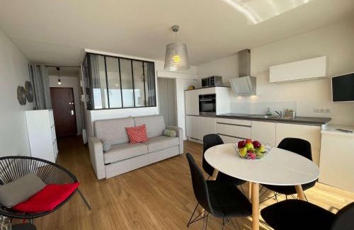 Saint-Hilaire-de-Riez Apartment | Grand studio cabine 4 pers, balcon, rénové, proche océan, Saint-Hilaire-de-Riez - FR-1-224C-160