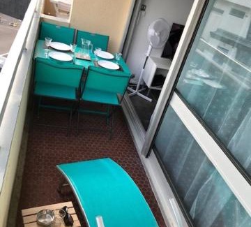 Benodet Apartment | Grand Studio Moderne Calme au TREZ Vue Mer, Wifi, Parking, classé 3 étoiles