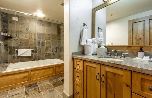 Park City Hotel | Grand Summit Hotel #702 Penthouse Ski-in, Ski-out Corner Unit