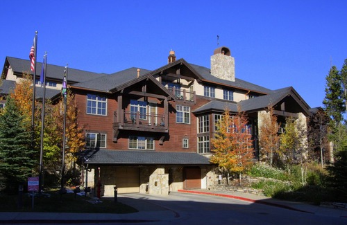 Four O'Clock Condo | GRAND TIMBER LODGE, Breckenridge 2 bedroom, 1/24/26- 1/31/26