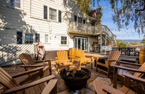 San Martin House | Grand Wine Country 6BR Retreat Hot Tub & Views