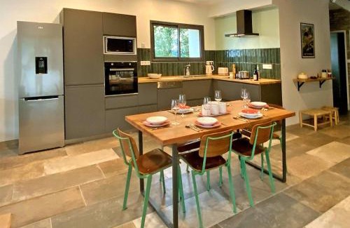 Pontacq Villa | Grange Bernata, havre de paix sur la colline