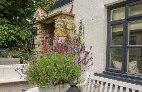 Castleton House | Grange Cottage