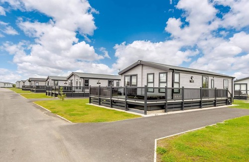Mablethorpe Ski Chalet | Grange Lodge 4 (No Hot Tub)