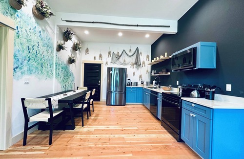 Enterprise Condo | Granite Butte is part of the Litch Hotel: fully equipped,Luxury vacation rental condos