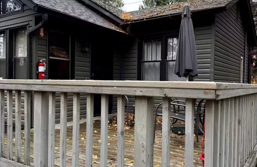 Northern Ontario Cabin | Granite Lake 2 Bedroom Cabin