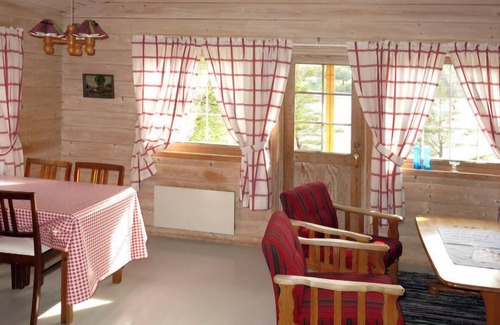 Fjaler House | Granlien by Interhome