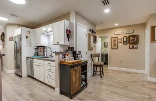 Grapevine House | Grapevine House ! New Remodel,TCU close by