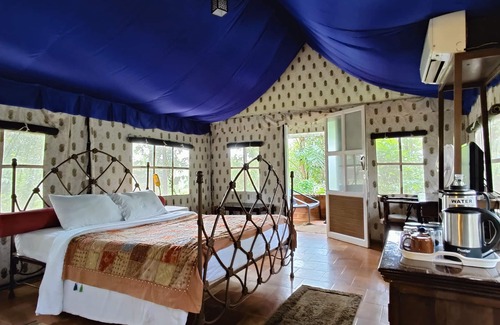 Pinangode Hotel | Grassroots Wayanad, Valley-view Tents