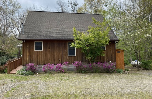 Cosby Cabin | Gray's Place on Cosby Creek - 2 Bedrooms, 2 Baths, Sleeps 6 Home by RedAwning