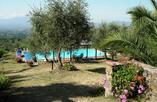 Nozanno Villa | Great 16th Century Villa Faithfully Restored For The Family or Romantic Vacation