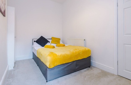 Anfield House | Great 3 bed property wifi and parking