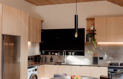 Surf Beach Cottage | Great 50 meter square architectural fitout with a cosy modern vibe to relax in