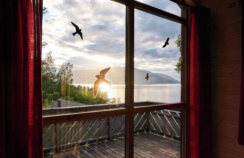 Kvinnherad House | Great cabin on the Harangerfjord, magnificent fjord panorama, 20 hp motorboat for hire!
