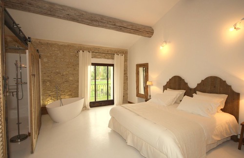 L'Isle-sur-la-Sorgue Other | Great charming holiday home on 6 ha in Isle sur la Sorgue.