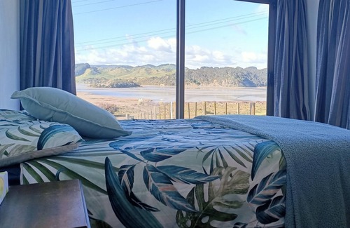 Kawhia Cottage | Great Fishing in Classic Kiwi Bach, With Amazing Views of Kawhia Harbour