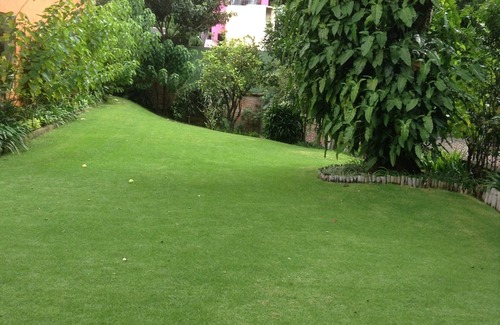 Rancho Cortes House | GREAT GARDEN, WARM SPOTLESS POOL AND TENIS COURT