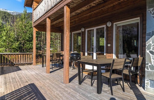 Kviteseid House | Great home for large groups in Vrådal