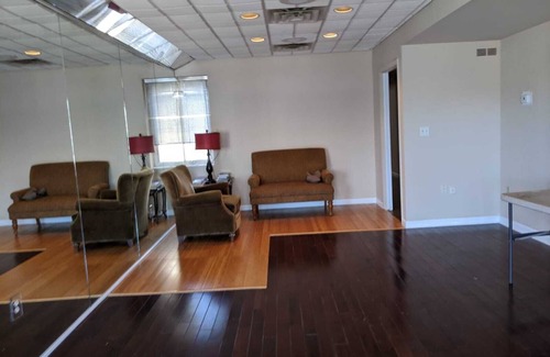 Leeds Point House | Great location , 5 twin beds