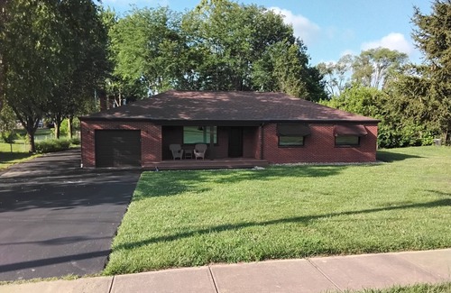 Mason House | Great location I-71 exit 25 Mason Ohio. Great price/value 5 mins to Kings Is.