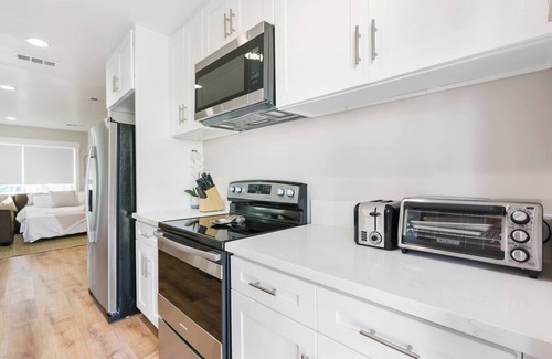 San Gabriel House | Great Location, SGV/626 Free Parking, 15-min to LA