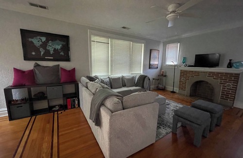 University City Condo | Great Mid-Term Rental: Charming 2 bd/1 office University City Duplex