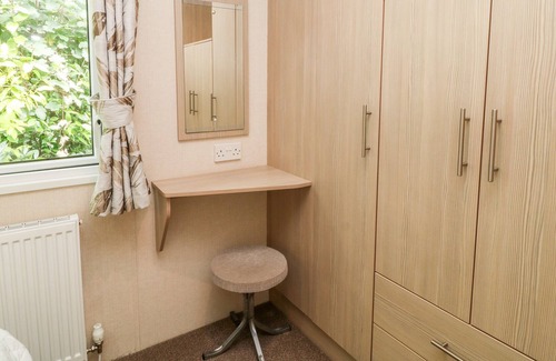 Tavistock House | GREAT MIS TOR, pet friendly, with a garden in Moortown