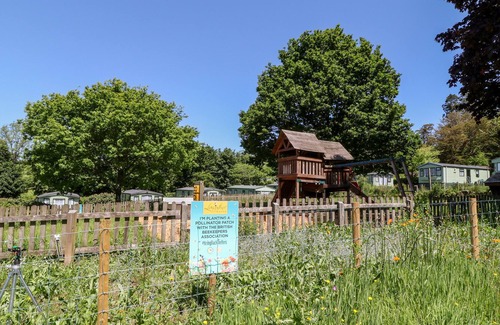 Tavistock House | GREAT MIS TOR, pet friendly, with a garden in Moortown