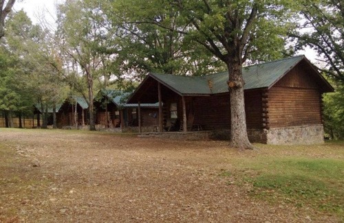 Fifty-Six Cabin | Great Oaks Cabins, Cabin 4