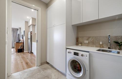 Lorne House | Great Ocean Road Sunrises