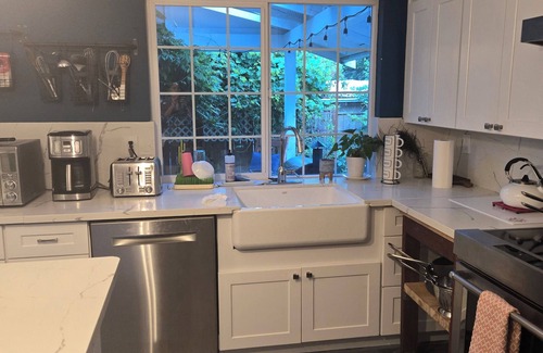 University Place House | Great quiet family friendly location near chambers Bay. Private covered patio.
