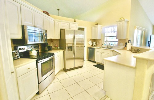 Port Saint Lucie House | Great Rates! Banana Tree Casa - Heated Salt water pool