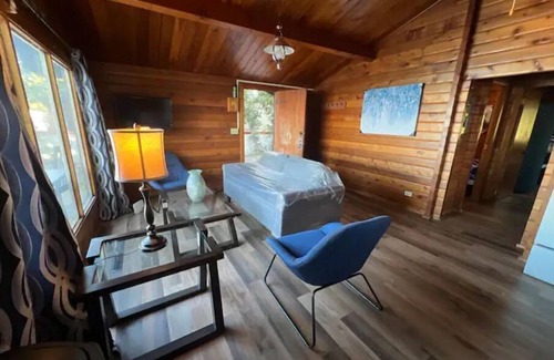 Bonnyville Cabin | Great Rustic 4 Beds Beach Front Cabin