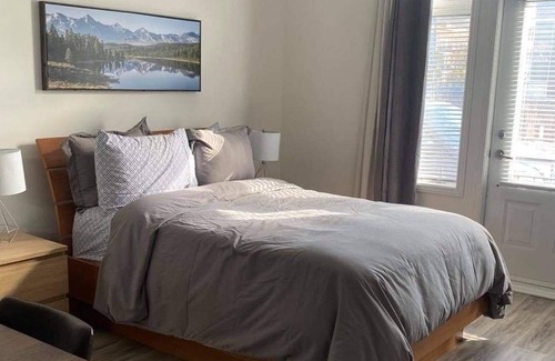 Hochelaga Apartment | Great Studio