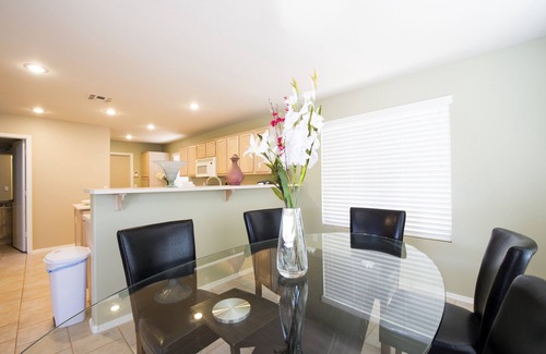Tempe House | “Great Tempe Home”- Highly Recommended Solar-Powered for Rest Time Near ASU!