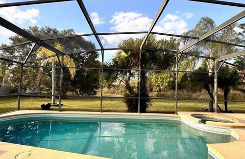 Crescent Lakes House | Great Value 5BR Villa w/Pool Near Disney