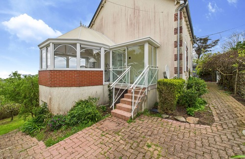 Trevou-Treguignec House | Great View - House for 6 - 650m to Beach