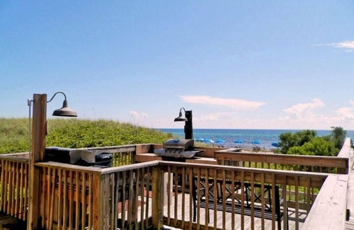 Panama City Beach Condo | Great Weekly Rate With Beachfront Views