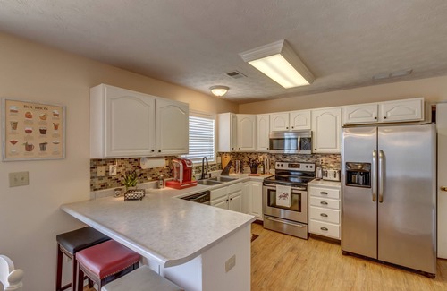 Masterson Station House | GreatGroupGetaway 15 min from Keeneland/Horse Park/Downtown/UK/Red Mile