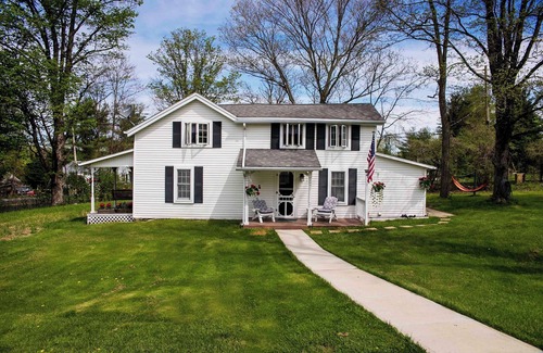 Hammondsport House | Green Acres in The Finger Lakes -located along The Keuka Lake Wine Trail