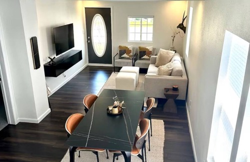 Green Bay House | Green Bay Home near Lambeau, 4BR w/loft, Sleeps 10+