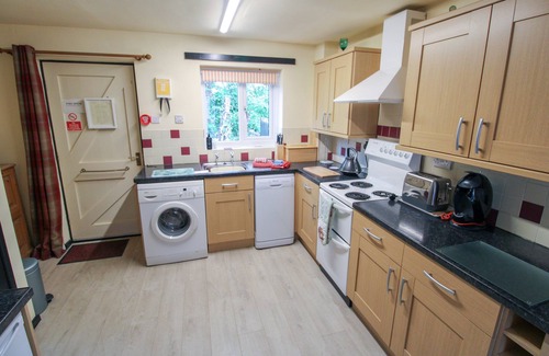 Coniston Cottage | Green Beck Cottage Coniston - a cottage that sleeps 5 guests in 3 bedrooms