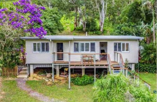 Kin Kin House | Green Hill Cottage, Heart of Noosa Hinterland