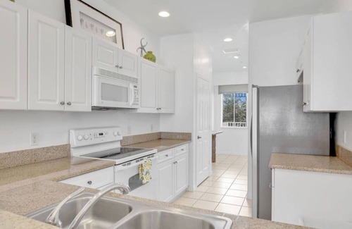 Naples Apartment | Green Links Retreat @ Lely