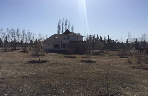 Leduc County House | Green Ribbon Acres, in beautiful Leduc County