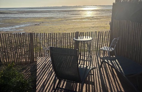 Barbatre House | Green sailing: a stopover with your feet in the water