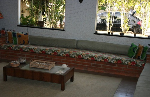 Pedra Verde House | Green Stone condominium 30 meters from the beach, with garden and barbecue. WhatsApp